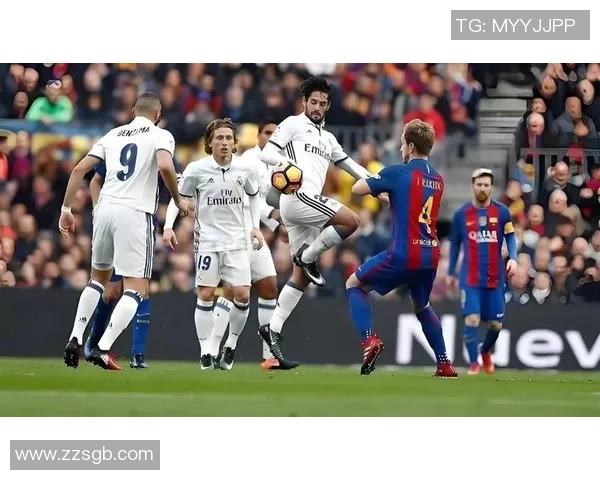 巴萨迎战吉普迪纳摩争夺欧冠小组赛关键胜利