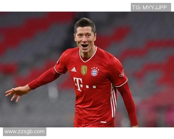 莱万欧冠表现惊艳10场12球领跑射手榜金靴呼之欲出